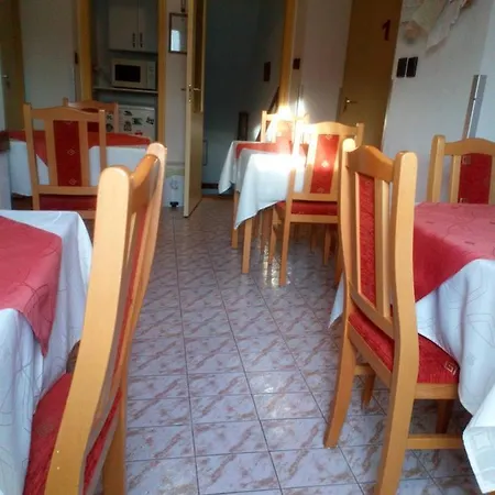 Guest house Agria Retur Vendeghaz *